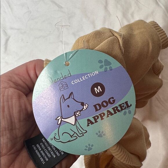 AC/DC Dog Short Sleeve Sweatshirt. Size Medium. - Picture 7 of 8